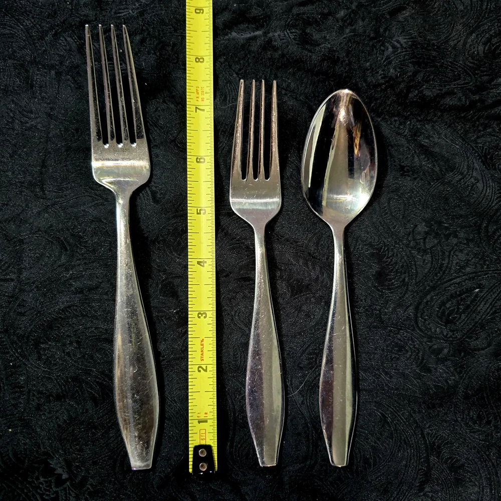 COMING SOON Oneida Stainless Flatware Set (3) Forks & Spoon Replacement